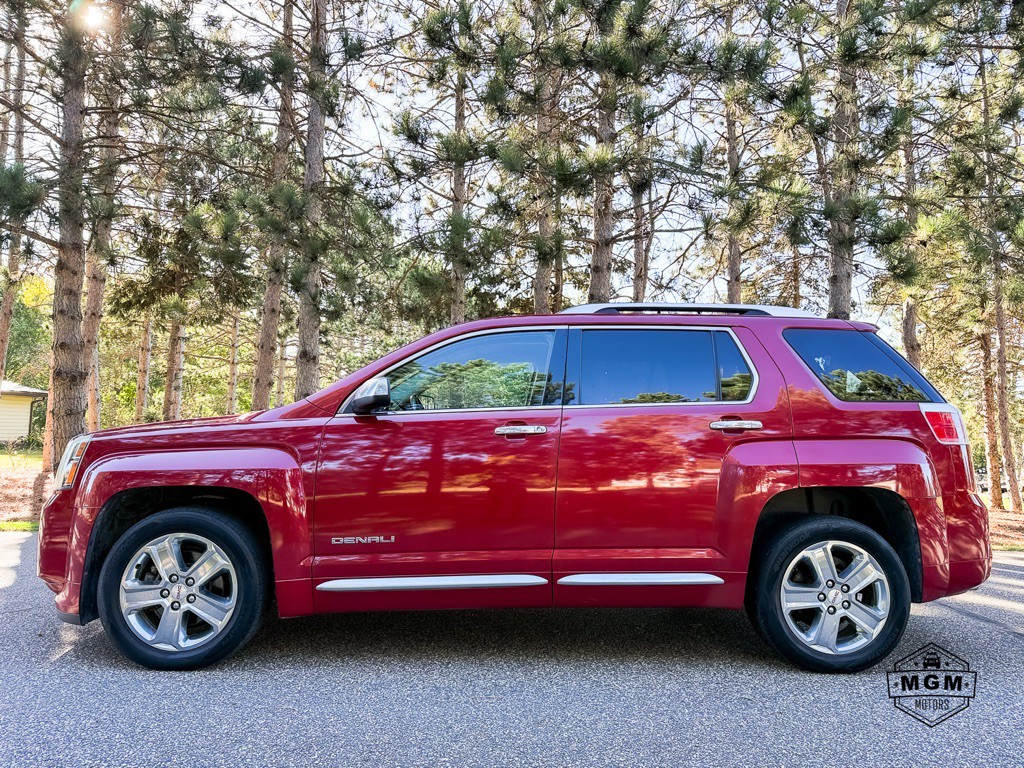 2014 GMC Terrain Image 2