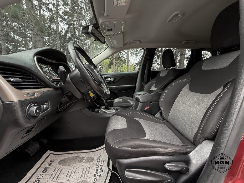 2014 Jeep Cherokee Image 9