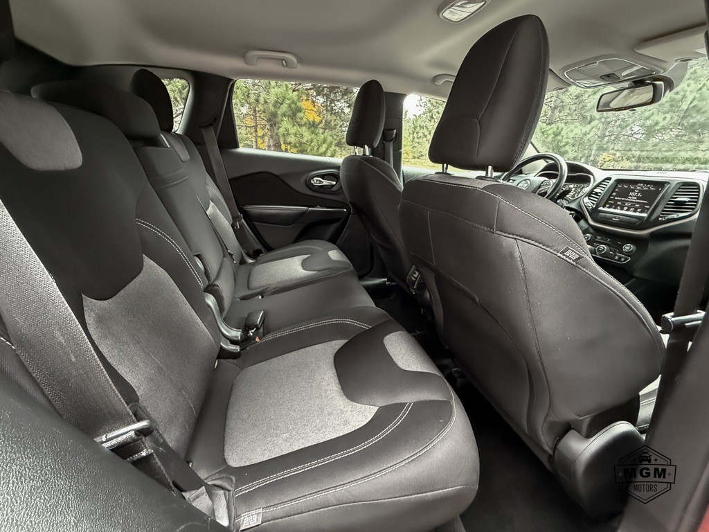 2014 Jeep Cherokee Image 12