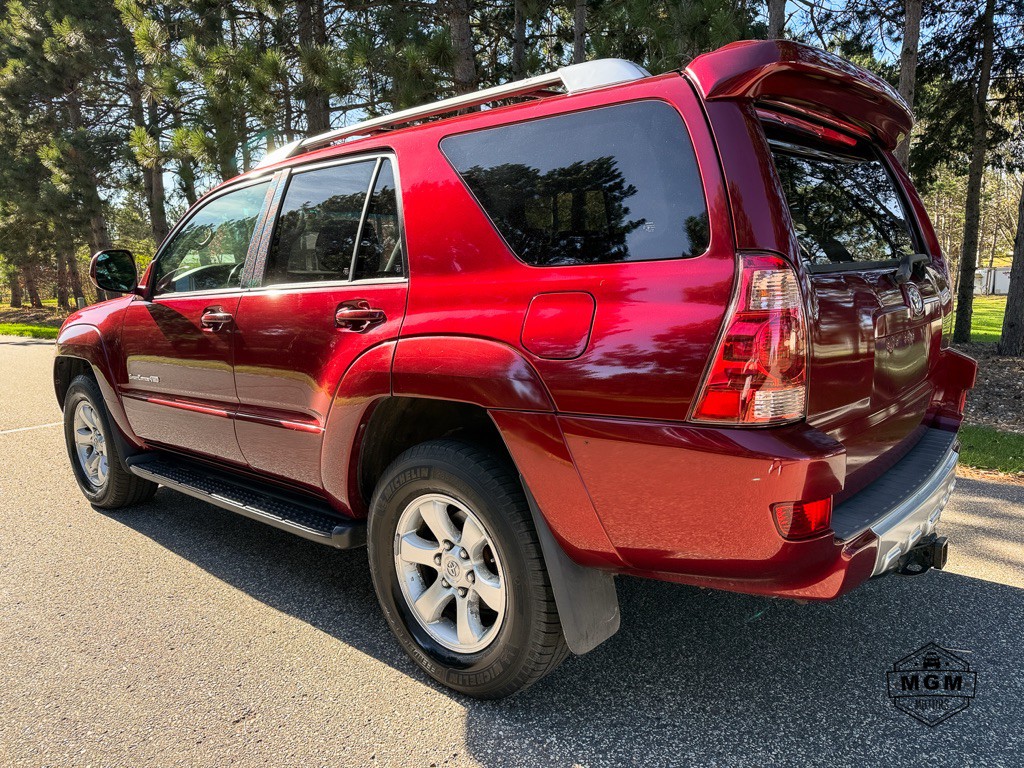 2005 Toyota 4Runner Image 3