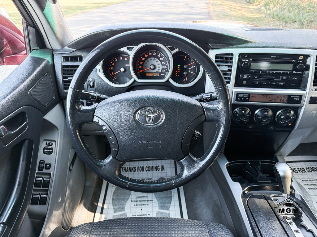 2005 Toyota 4Runner Image 17
