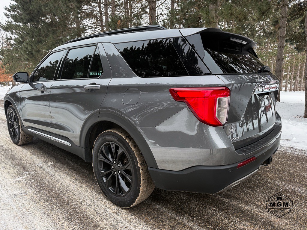 2021 Ford Explorer Image 3