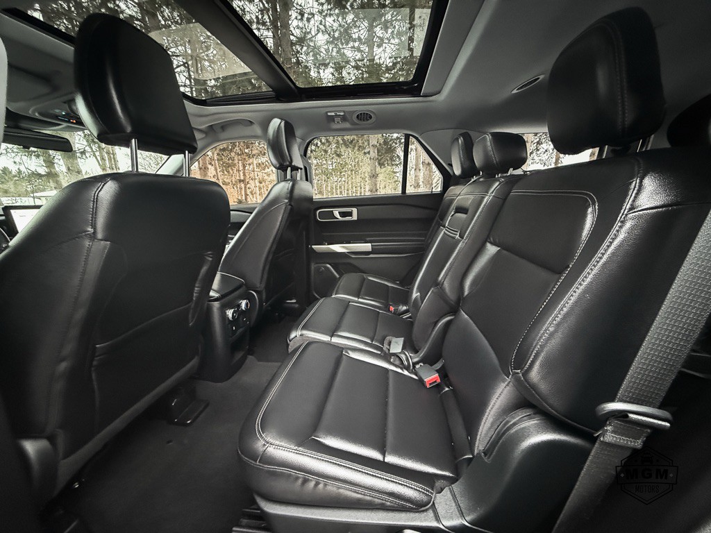 2021 Ford Explorer Image 11