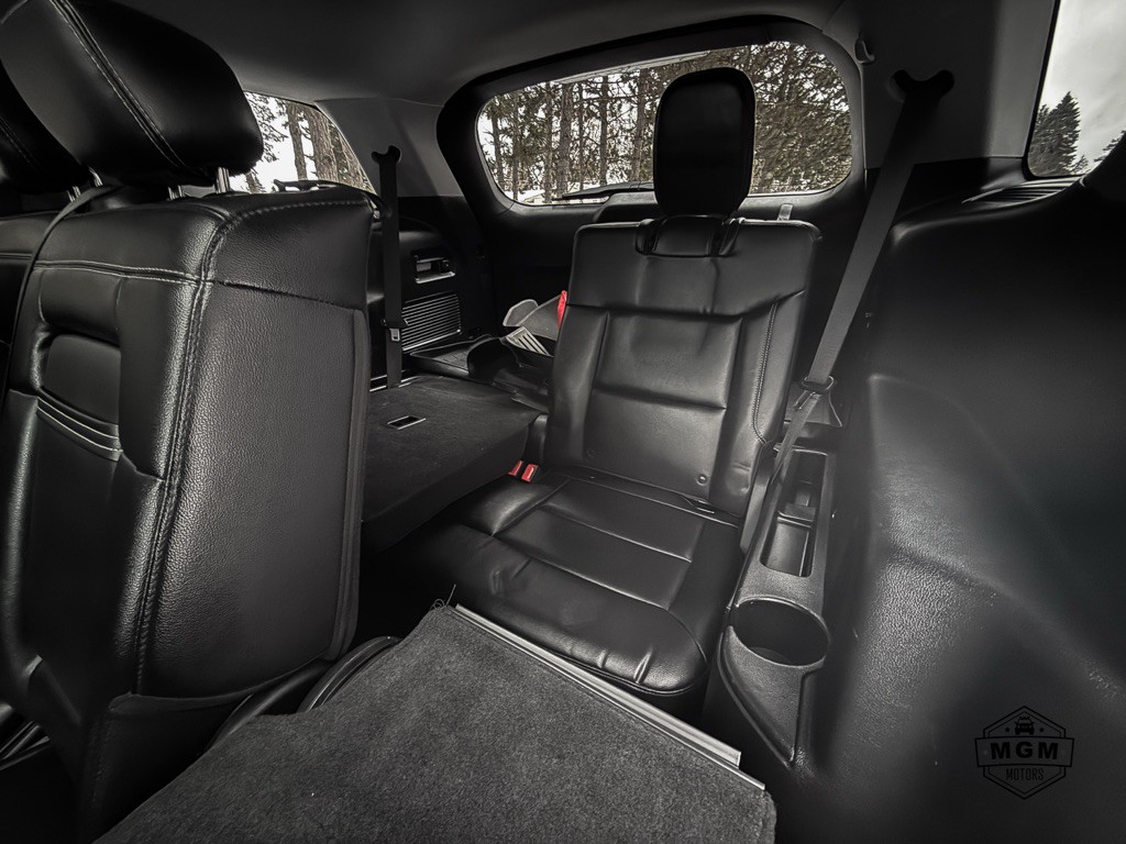 2021 Ford Explorer Image 12