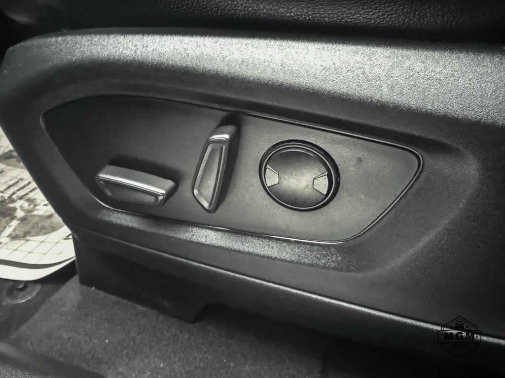 2021 Ford Explorer Image 19