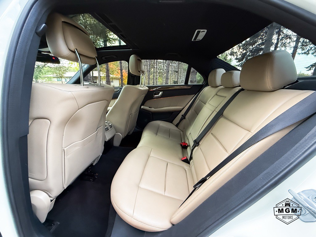 2011 Mercedes-Benz E-Class Image 11