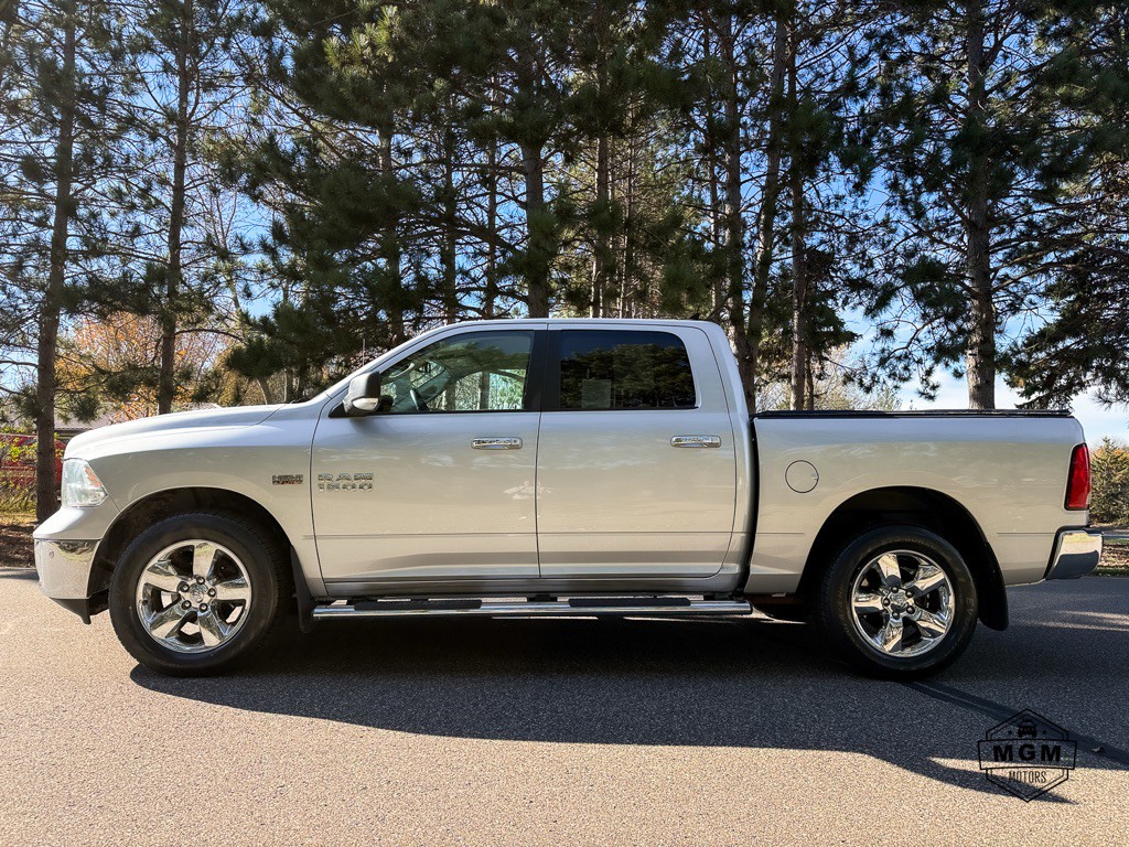 2015 RAM 1500 Image 2