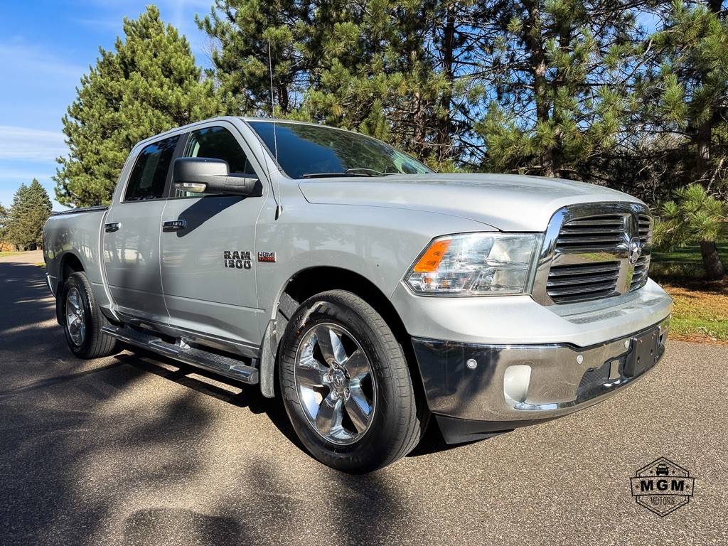 2015 RAM 1500 Image 7