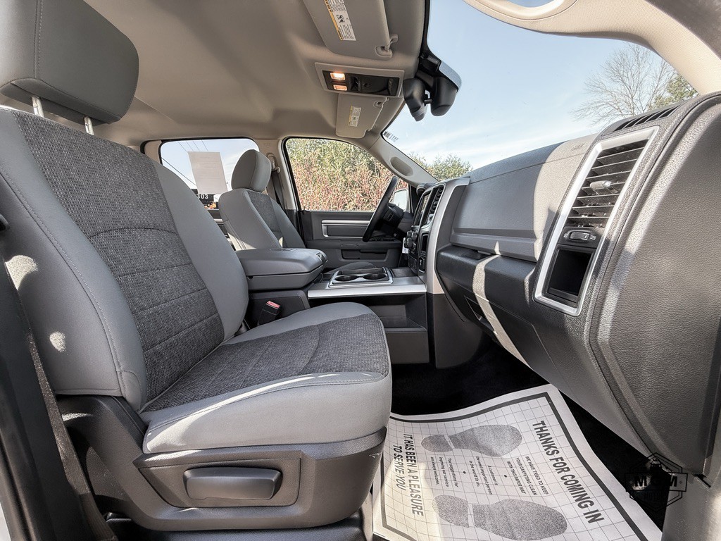 2015 RAM 1500 Image 14