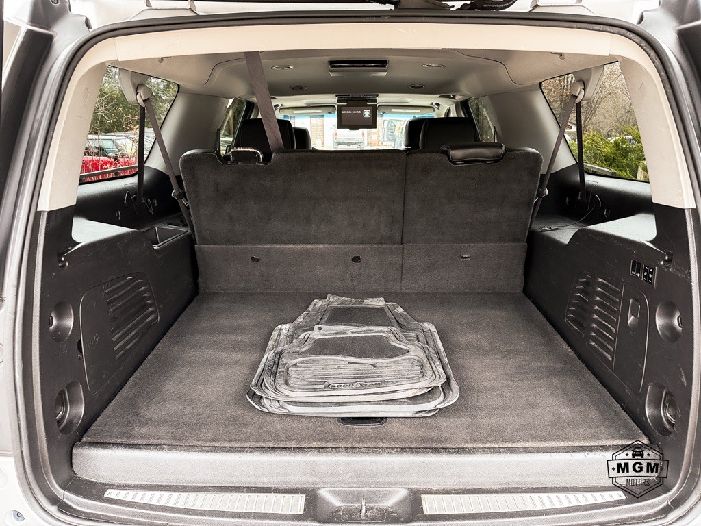 2015 Chevrolet Suburban Image 13
