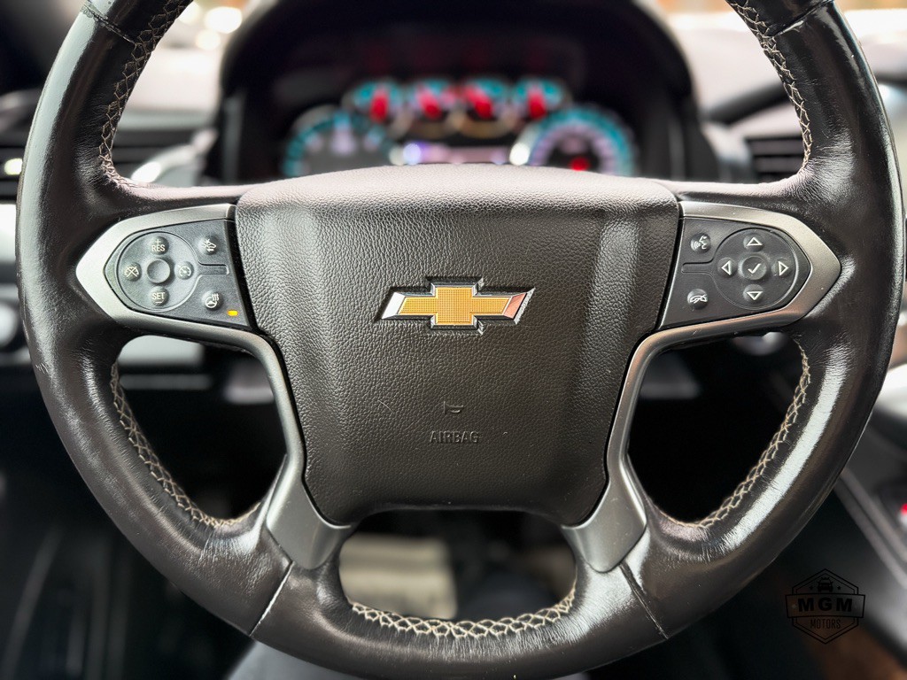 2015 Chevrolet Suburban Image 25