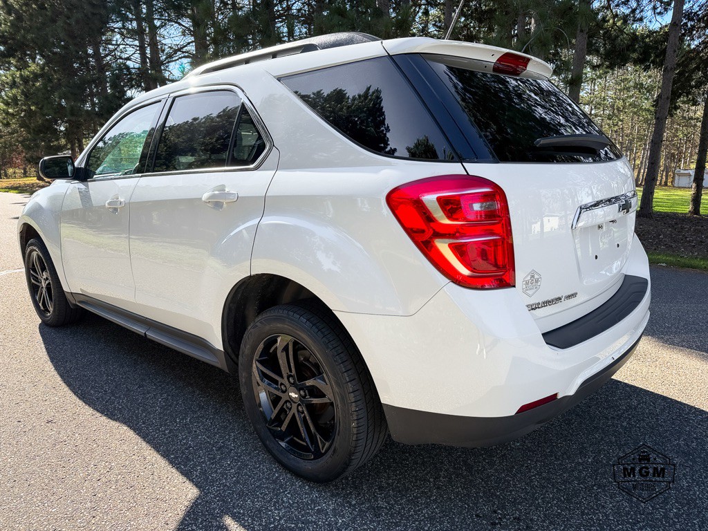 2017 Chevrolet Equinox Image 3