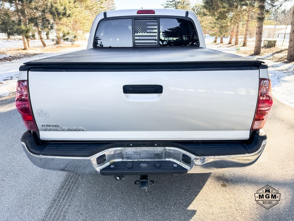 2005 Toyota Tacoma Image 4