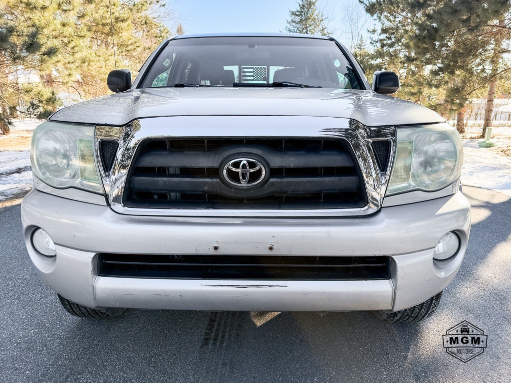 2005 Toyota Tacoma Image 8