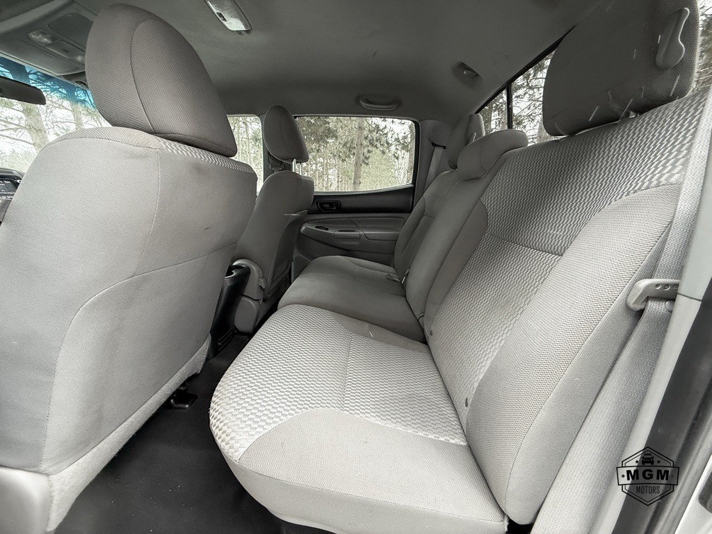 2014 Toyota Tacoma Image 11