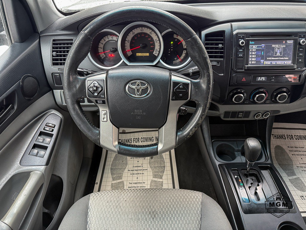 2014 Toyota Tacoma Image 18