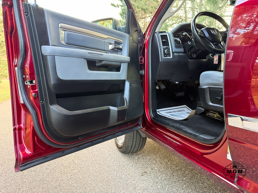 2018 RAM 1500 Image 9