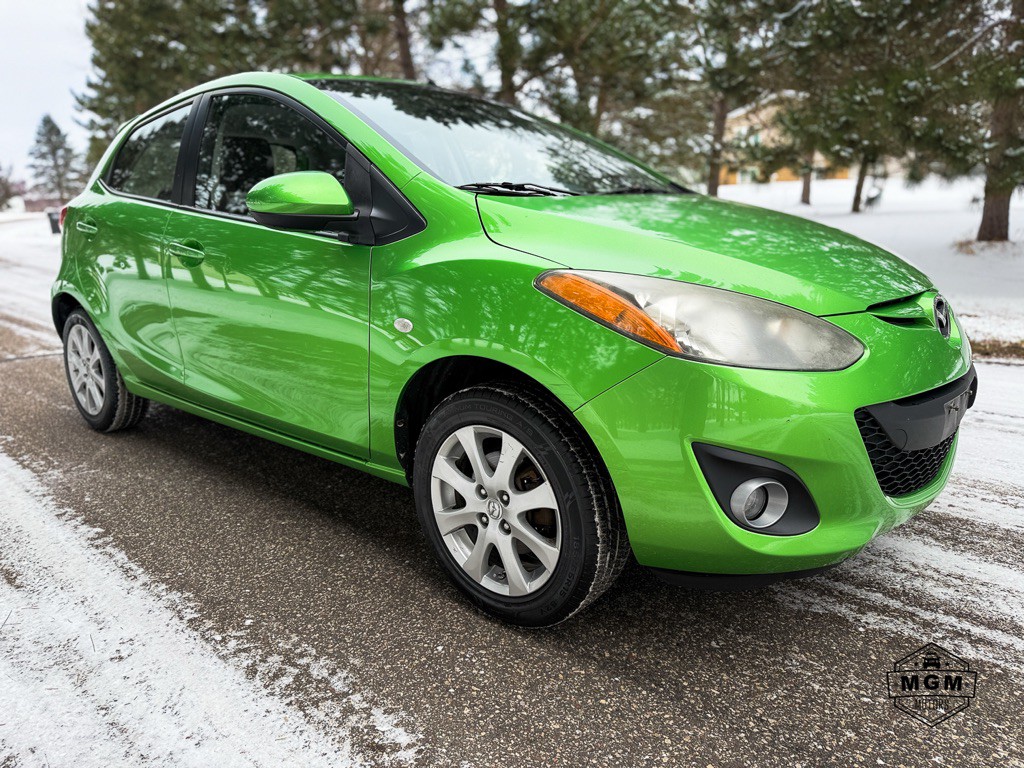 2011 Mazda Mazda2 Image 7
