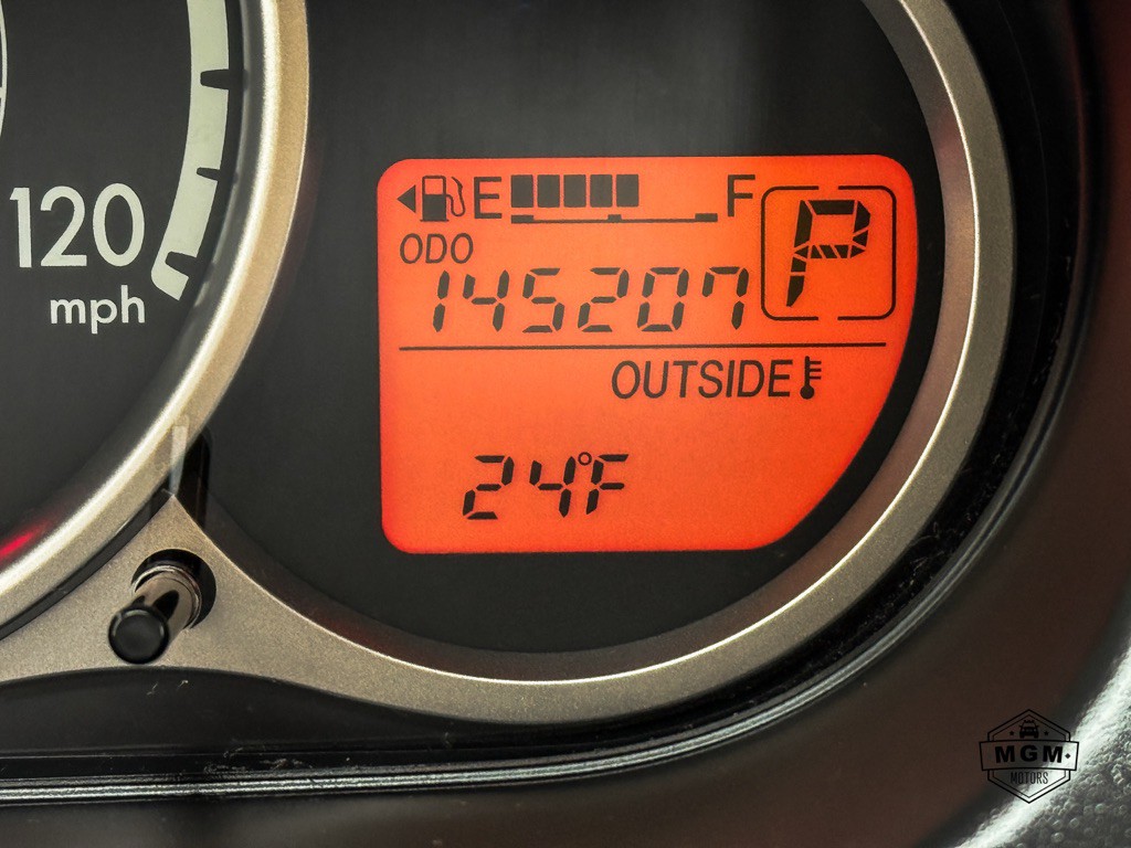 2011 Mazda Mazda2 Image 18