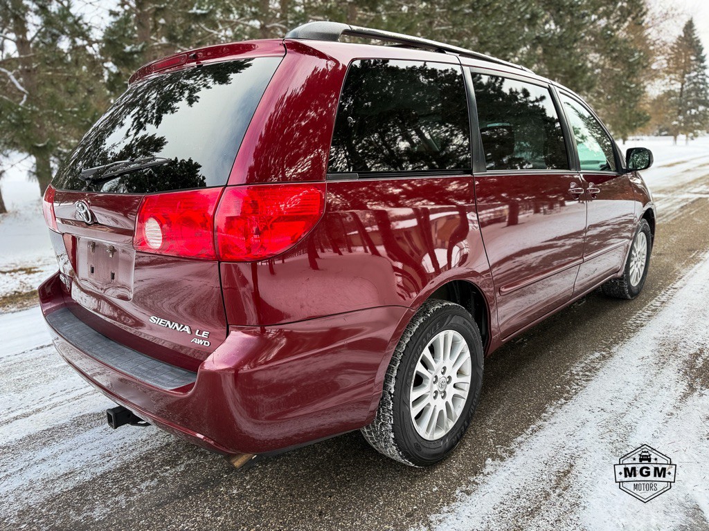 2008 Toyota Sienna Image 5