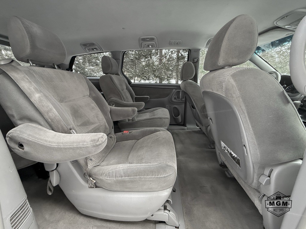 2008 Toyota Sienna Image 14