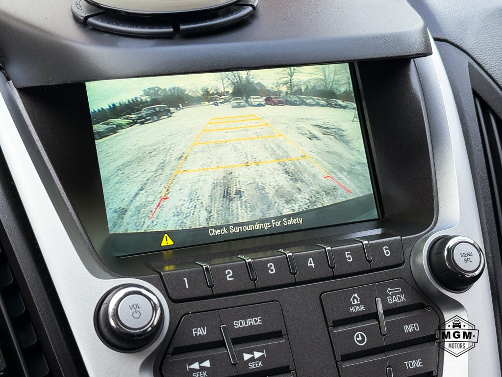 2015 Chevrolet Equinox Image 17