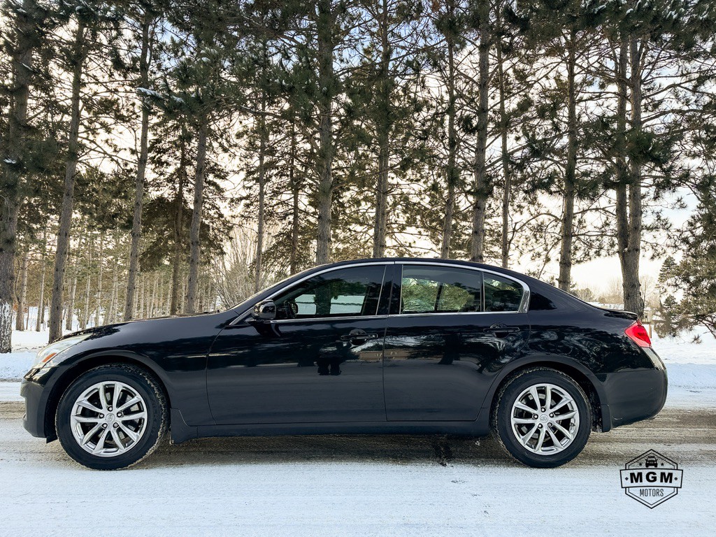 2008 INFINITI G35 Image 2