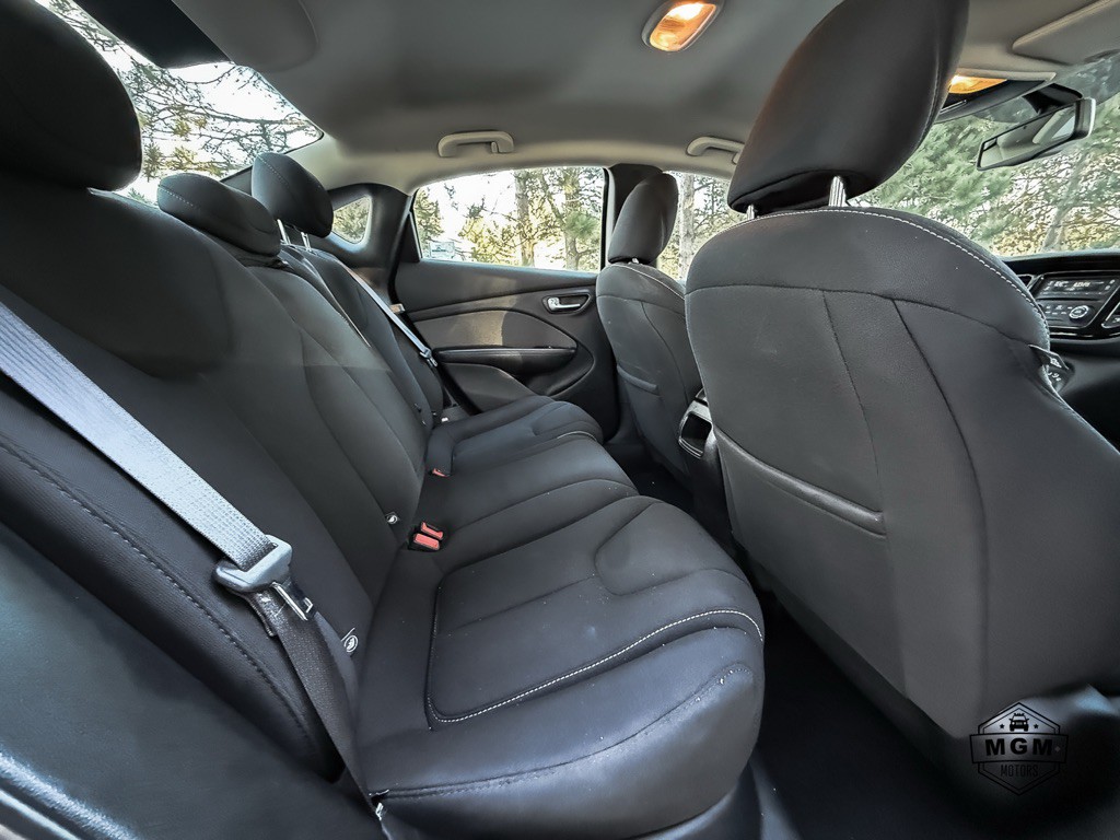 2013 Dodge Dart Image 12