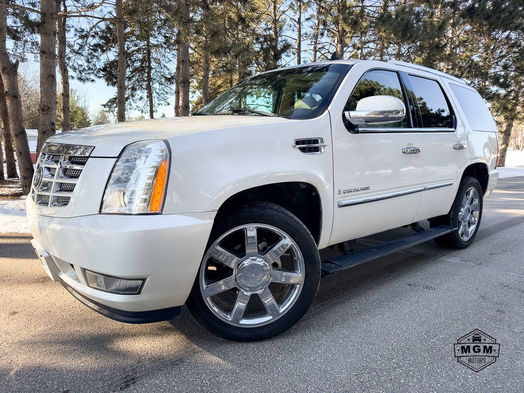 2007 Cadillac Escalade Image 1