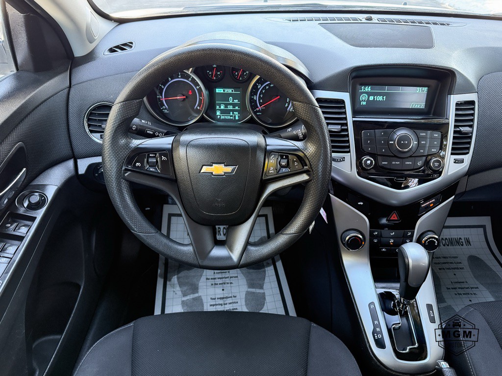 2016 Chevrolet Cruze Image 16