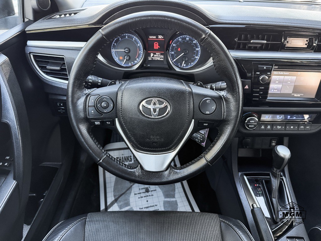 2016 Toyota Corolla Image 16