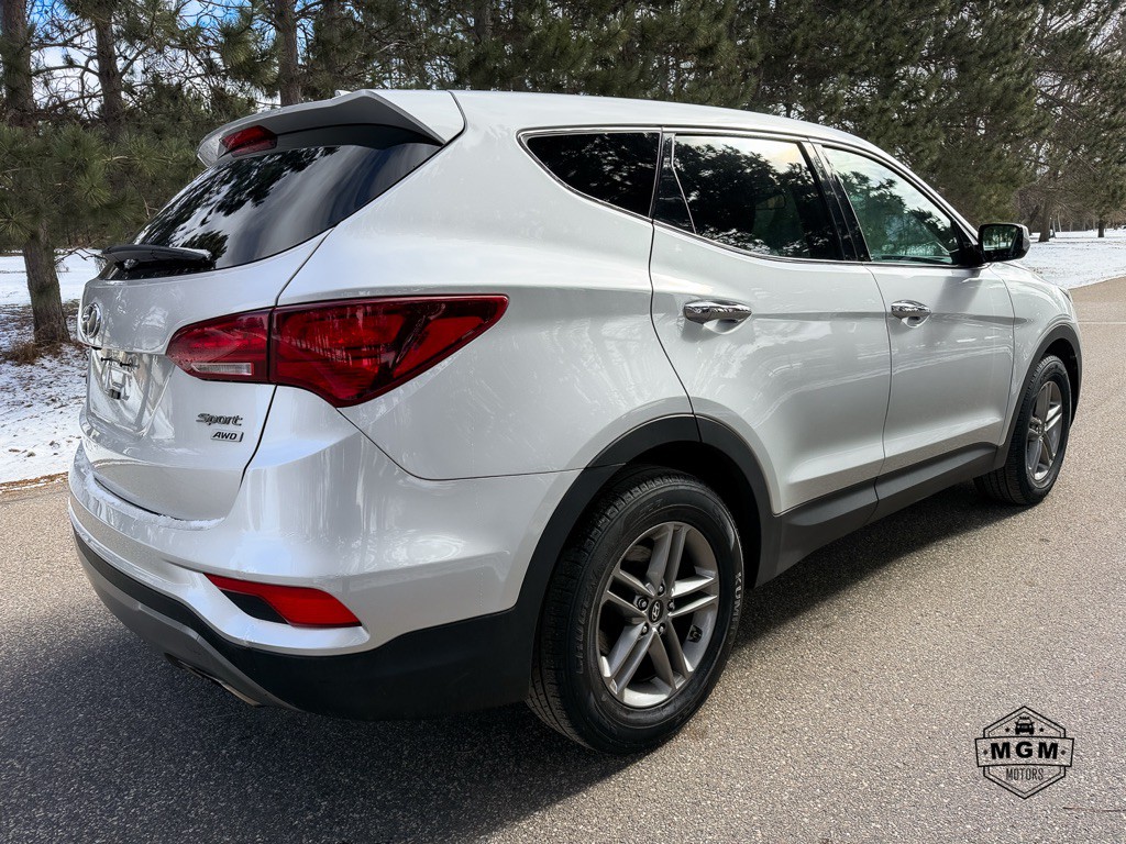 2017 Hyundai Santa Fe Sport Image 5