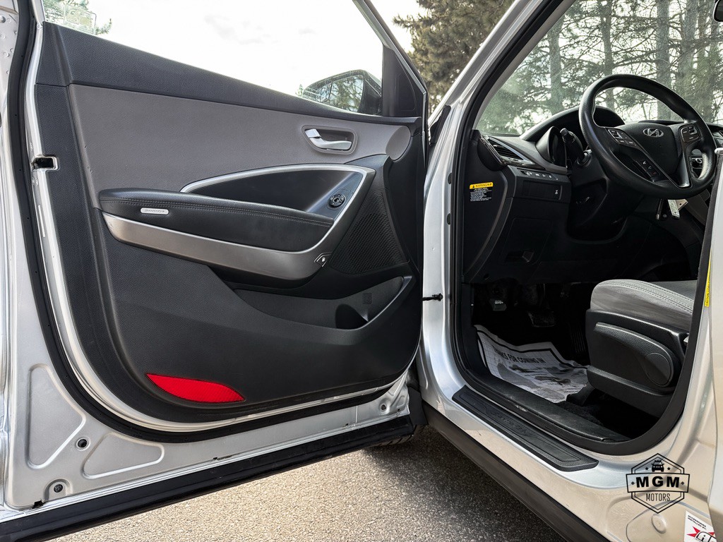 2017 Hyundai Santa Fe Sport Image 9