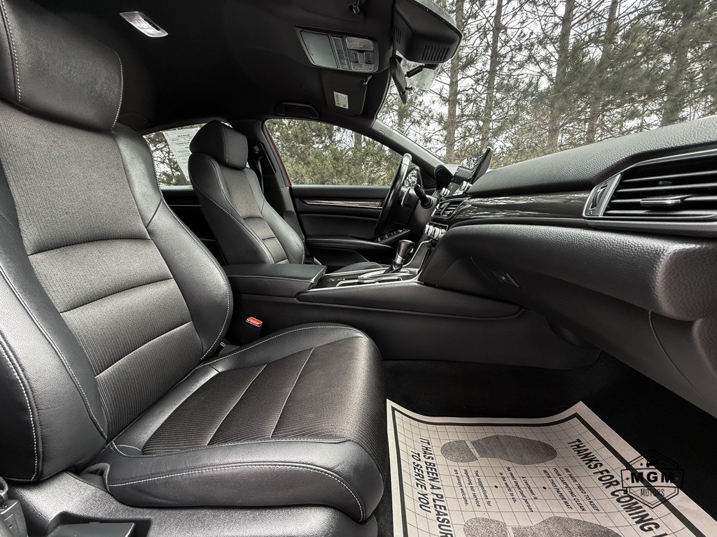 2020 Honda Accord Image 14