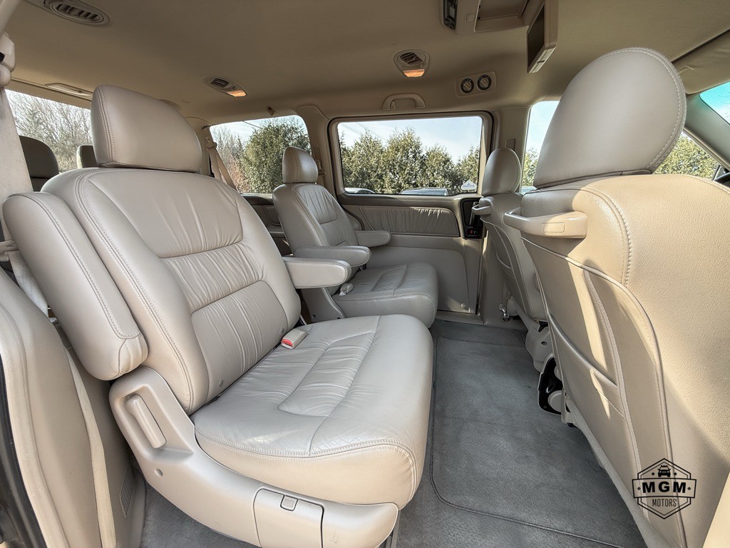 2004 Honda Odyssey Image 13