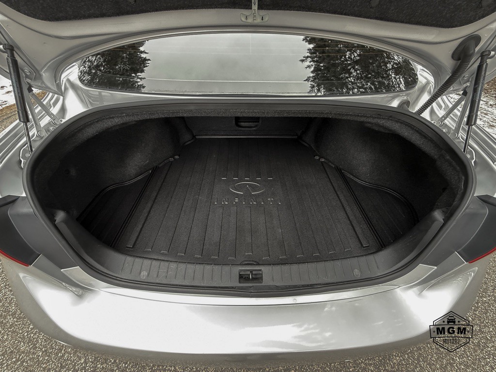 2014 INFINITI Q50 Image 12