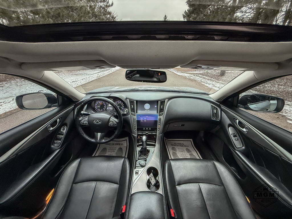 2014 INFINITI Q50 Image 15