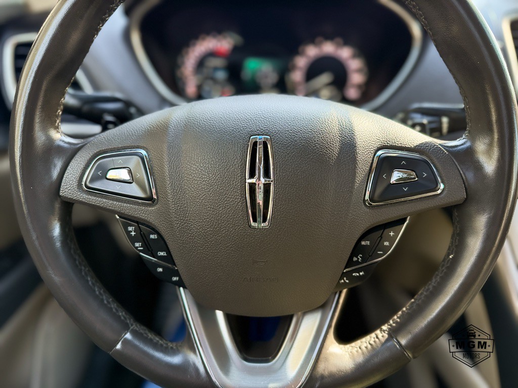 2017 Lincoln MKX Image 22