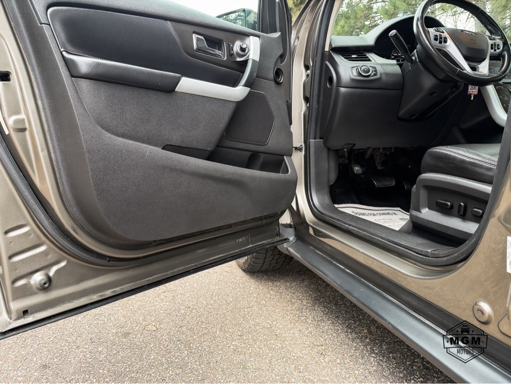 2012 Ford Edge Image 9