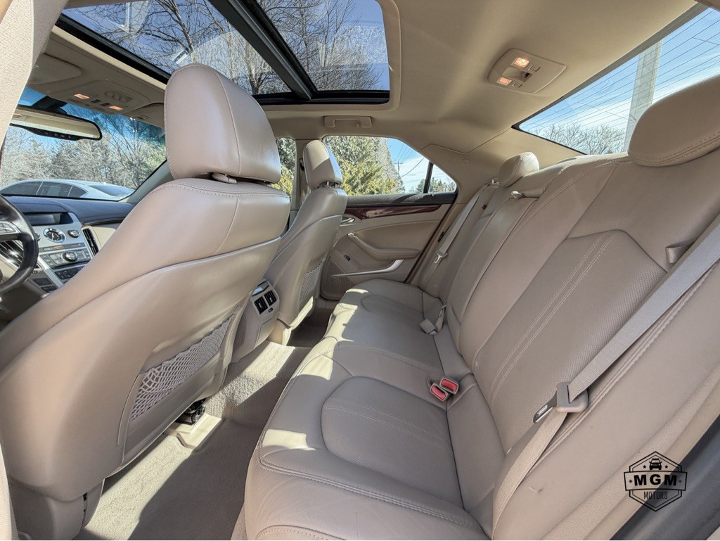 2009 Cadillac CTS Image 11