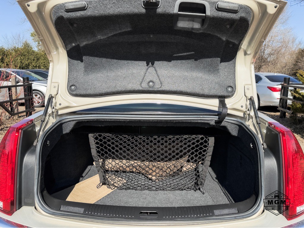 2009 Cadillac CTS Image 12