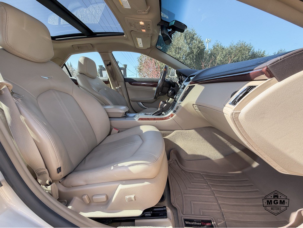 2009 Cadillac CTS Image 14