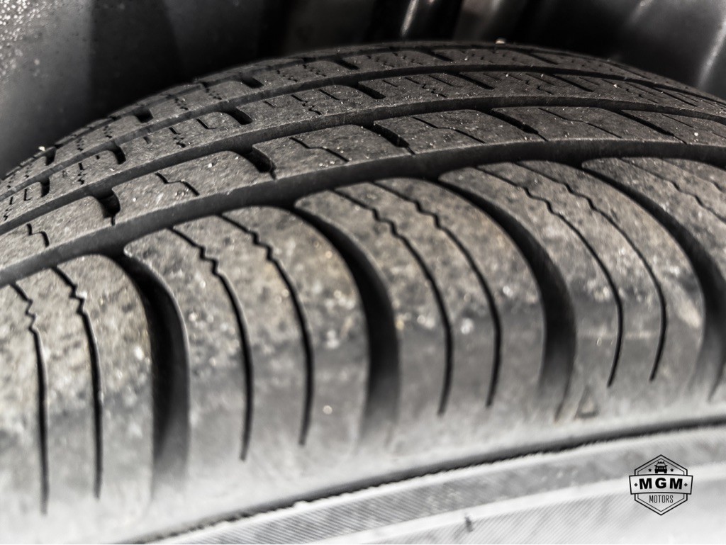 2014 Chrysler 300 Image 17