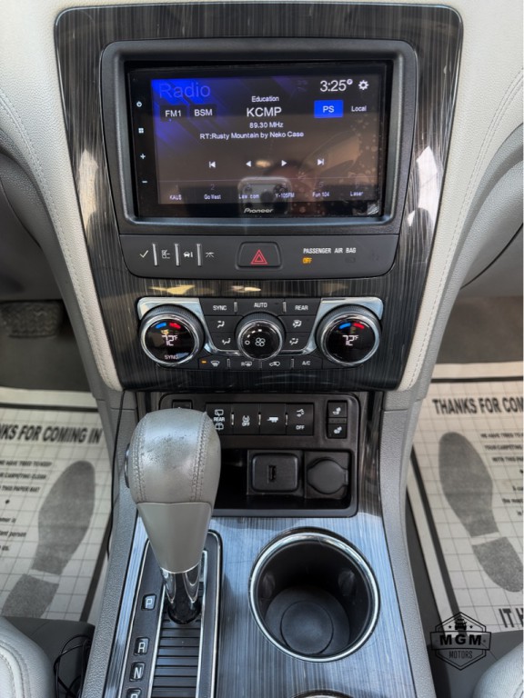 2015 Chevrolet Traverse Image 17