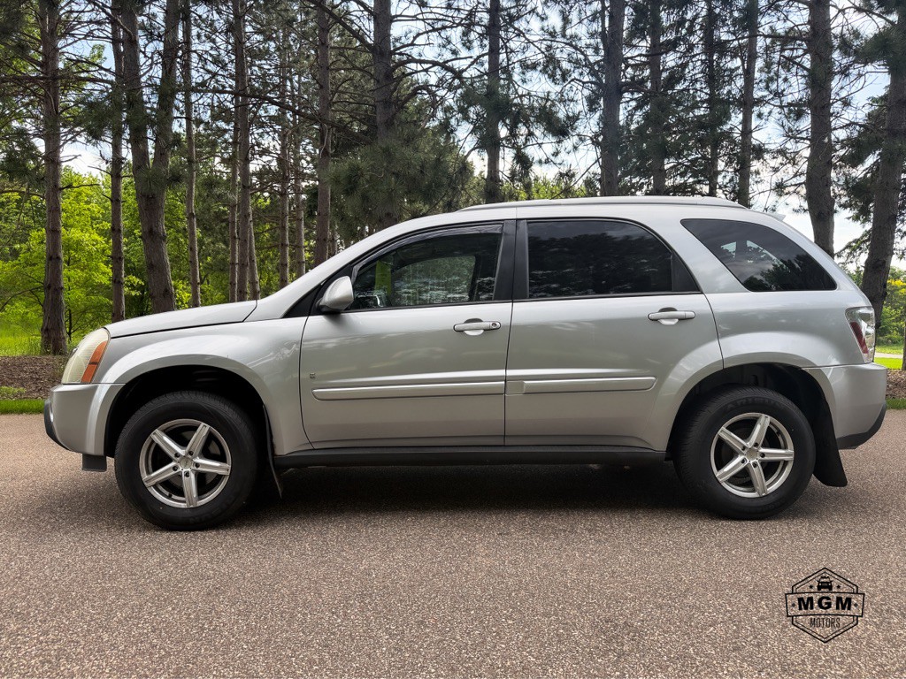 2006 Chevrolet Equinox Image 2