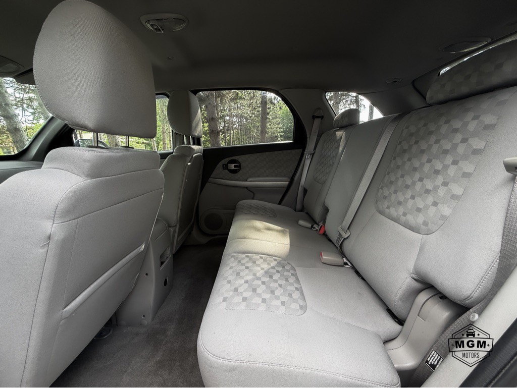 2006 Chevrolet Equinox Image 11