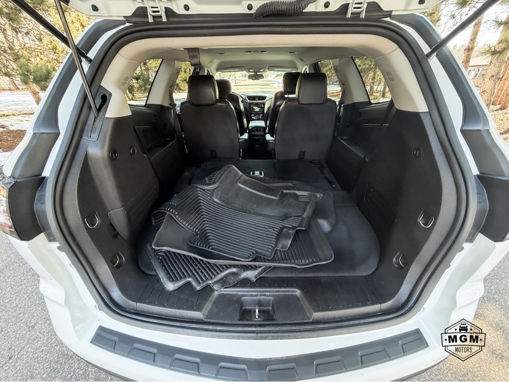 2016 Chevrolet Traverse Image 12
