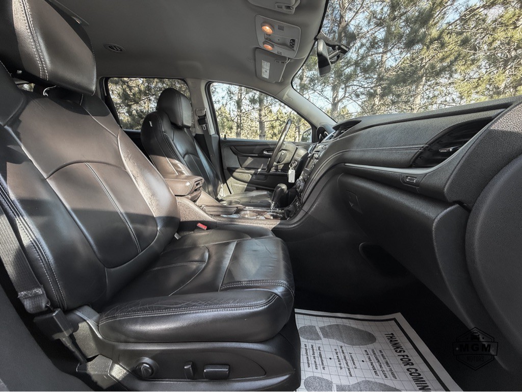 2016 Chevrolet Traverse Image 14