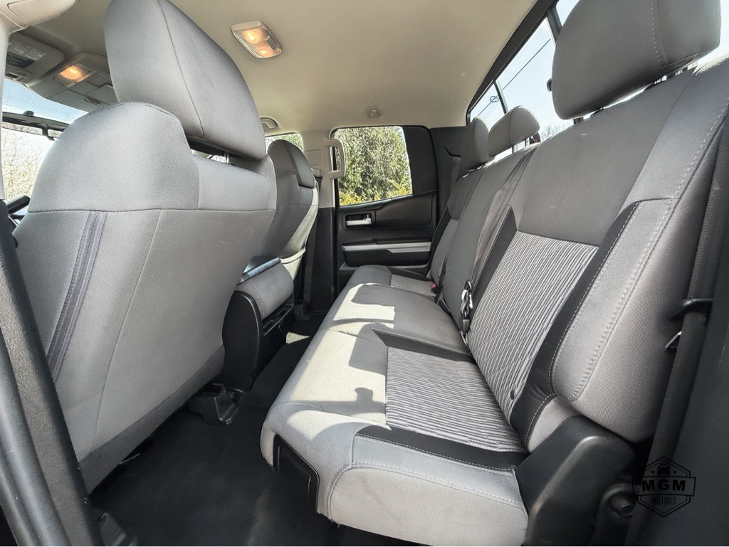 2015 Toyota Tundra Image 11