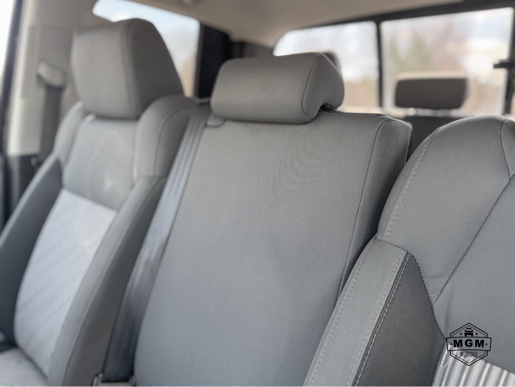 2015 Toyota Tundra Image 19